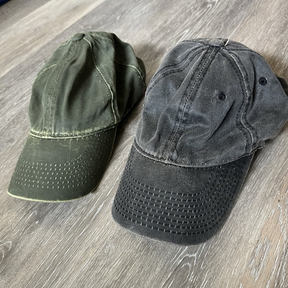 Set of 2 Distressed Baseball Caps Plain Curved Bill Adjustable Trucker Hats Used - Picture 1 of 16